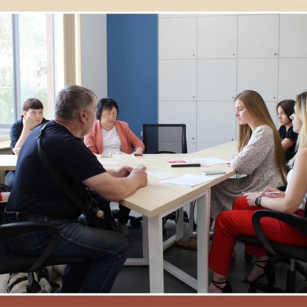 Консультация у сотрудников Центра "Мой бизнес" как открыть ИП